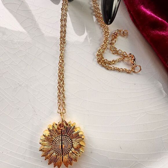 New! Free People Lettering Necklace - Picture 4 of 12